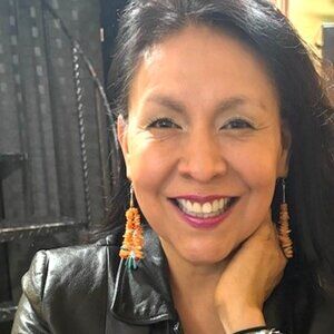 Meet your Posher, April